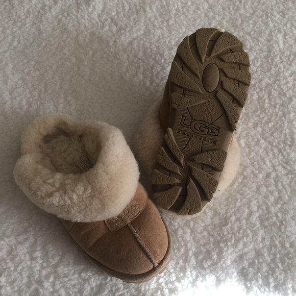 UGG Australia 5125 Coquette Slippers - Picture 8 of 8